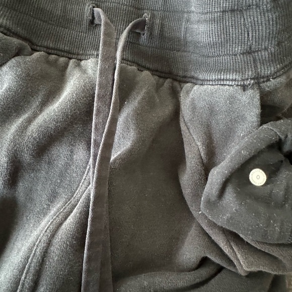 Lululemon Scuba Jogger - Picture 5 of 5